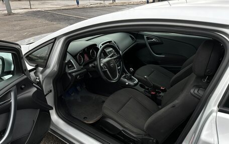 Opel Astra J, 2012 год, 770 000 рублей, 11 фотография