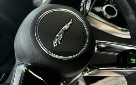 Jaguar XE I рестайлинг, 2019 год, 3 290 000 рублей, 18 фотография