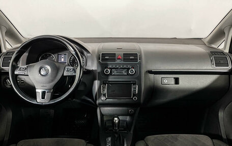 Volkswagen Touran III, 2010 год, 1 049 000 рублей, 12 фотография