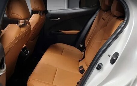 Lexus UX I, 2021 год, 4 025 000 рублей, 11 фотография