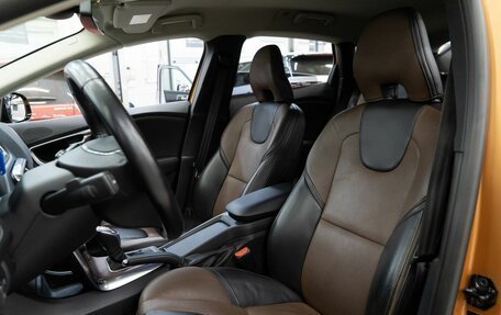 Volvo V40 Cross Country I, 2013 год, 2 039 000 рублей, 5 фотография