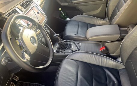 Volkswagen Tiguan II, 2019 год, 3 500 000 рублей, 5 фотография