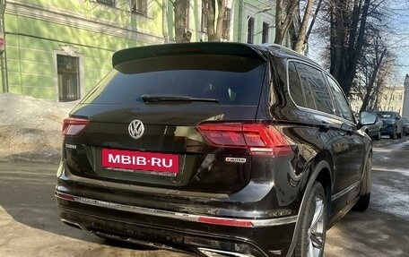 Volkswagen Tiguan II, 2019 год, 3 500 000 рублей, 4 фотография