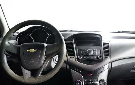 Chevrolet Cruze II, 2010 год, 450 000 рублей, 11 фотография