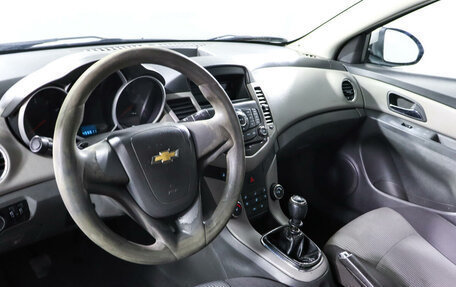 Chevrolet Cruze II, 2010 год, 450 000 рублей, 13 фотография