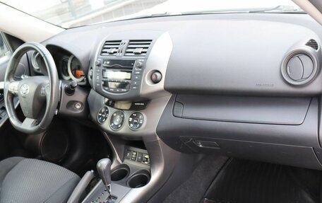 Toyota RAV4, 2010 год, 1 600 000 рублей, 11 фотография