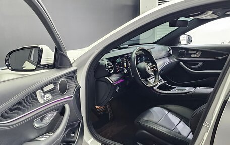 Mercedes-Benz E-Класс, 2021 год, 3 500 100 рублей, 5 фотография