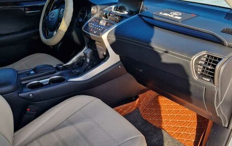 Lexus NX I, 2015 год, 2 970 000 рублей, 10 фотография