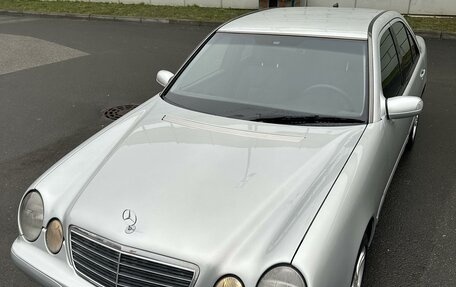 Mercedes-Benz E-Класс, 2000 год, 520 000 рублей, 7 фотография
