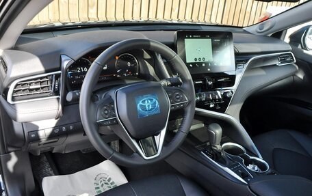 Toyota Camry, 2023 год, 4 970 000 рублей, 8 фотография