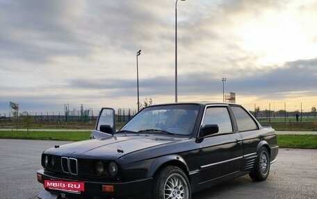 BMW 3 серия, 1983 год, 450 000 рублей, 2 фотография