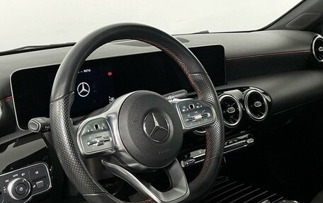 Mercedes-Benz A-Класс, 2019 год, 2 848 000 рублей, 15 фотография