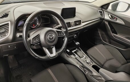 Mazda 3, 2018 год, 1 839 000 рублей, 14 фотография