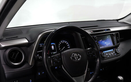 Toyota RAV4, 2016 год, 3 028 000 рублей, 15 фотография