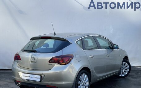 Opel Astra J, 2011 год, 1 010 000 рублей, 5 фотография