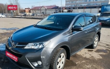 Toyota RAV4, 2013 год, 1 880 000 рублей, 4 фотография