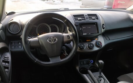 Toyota RAV4, 2011 год, 1 640 000 рублей, 12 фотография