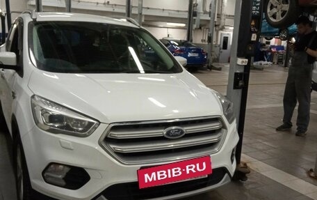 Ford Kuga III, 2017 год, 1 653 000 рублей, 2 фотография