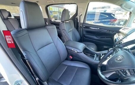 Toyota Alphard III, 2019 год, 3 500 000 рублей, 9 фотография
