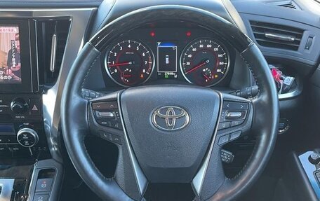 Toyota Alphard III, 2019 год, 3 500 000 рублей, 16 фотография