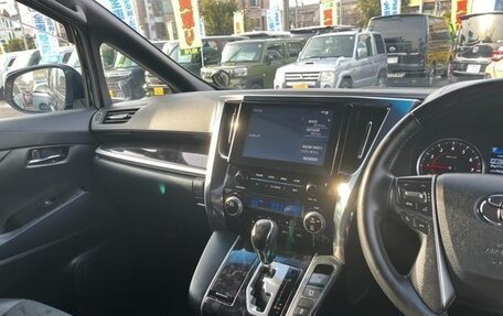 Toyota Alphard III, 2020 год, 3 335 000 рублей, 16 фотография