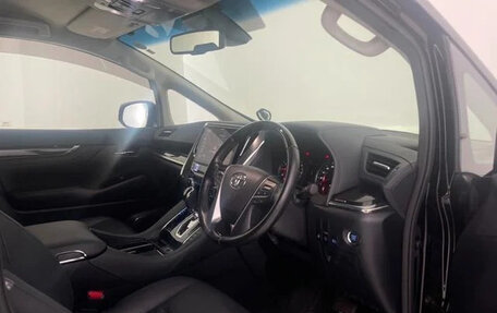 Toyota Alphard III, 2019 год, 3 205 000 рублей, 22 фотография