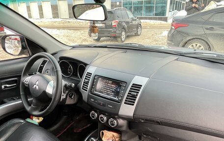 Mitsubishi Outlander III рестайлинг 3, 2011 год, 1 490 000 рублей, 8 фотография