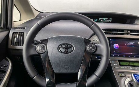 Toyota Prius, 2013 год, 1 350 000 рублей, 11 фотография