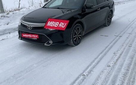 Toyota Camry, 2016 год, 2 400 000 рублей, 5 фотография