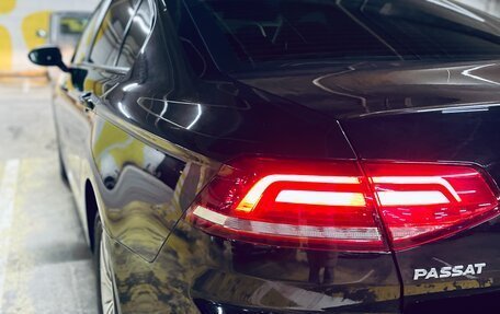 Volkswagen Passat B8 рестайлинг, 2016 год, 1 700 000 рублей, 17 фотография