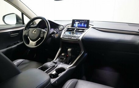 Lexus NX I, 2017 год, 3 450 000 рублей, 15 фотография