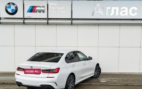 BMW 3 серия, 2019 год, 2 790 000 рублей, 2 фотография