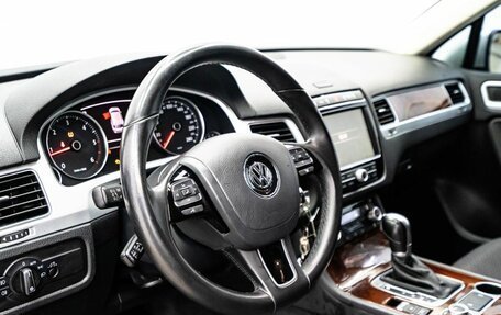 Volkswagen Touareg III, 2018 год, 4 199 000 рублей, 16 фотография