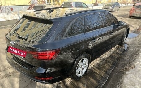 Audi A4, 2018 год, 2 250 000 рублей, 4 фотография