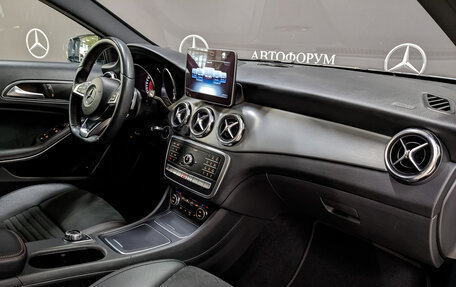 Mercedes-Benz GLA, 2019 год, 3 195 000 рублей, 12 фотография