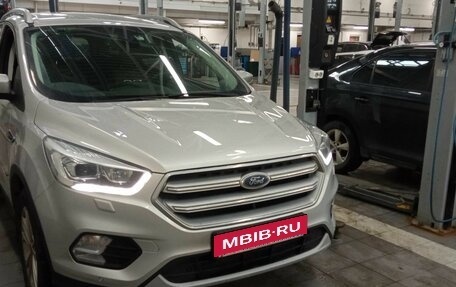Ford Kuga III, 2017 год, 1 785 000 рублей, 2 фотография