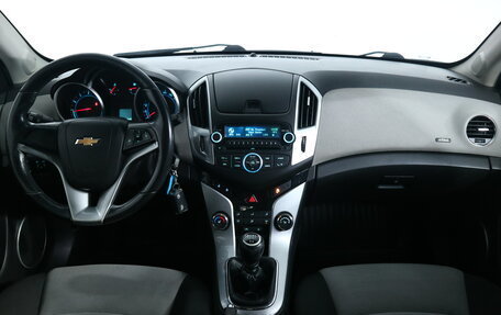Chevrolet Cruze II, 2013 год, 940 000 рублей, 11 фотография