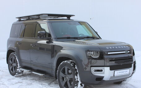 Land Rover Defender II, 2022 год, 9 900 000 рублей, 3 фотография
