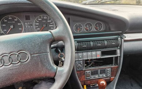 Audi A6, 1995 год, 310 000 рублей, 4 фотография