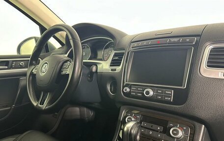 Volkswagen Touareg III, 2016 год, 3 500 000 рублей, 15 фотография