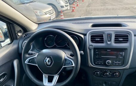 Renault Logan II, 2019 год, 859 000 рублей, 15 фотография