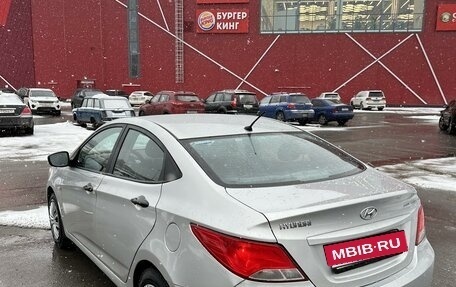 Hyundai Solaris II рестайлинг, 2015 год, 760 000 рублей, 3 фотография