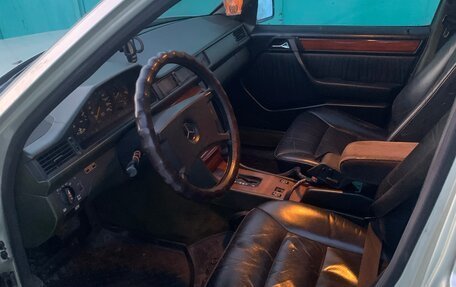 Mercedes-Benz W124, 1986 год, 210 000 рублей, 11 фотография