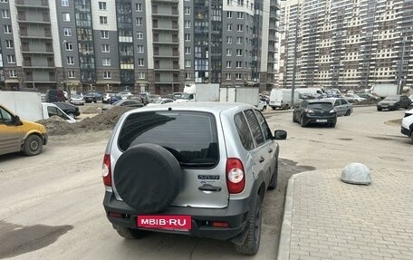 Chevrolet Niva I рестайлинг, 2018 год, 710 000 рублей, 6 фотография
