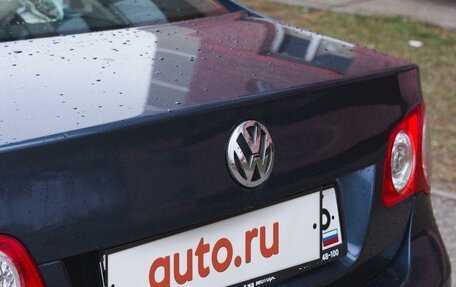 Volkswagen Jetta VI, 2010 год, 700 000 рублей, 4 фотография