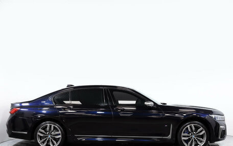 BMW 7 серия, 2018 год, 10 300 000 рублей, 4 фотография