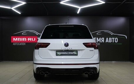 Volkswagen Tiguan II, 2021 год, 5 099 000 рублей, 5 фотография