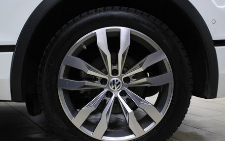 Volkswagen Tiguan II, 2021 год, 5 099 000 рублей, 21 фотография