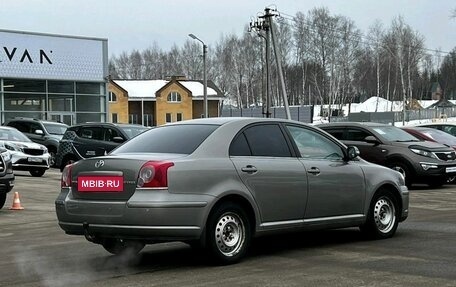 Toyota Avensis III рестайлинг, 2006 год, 895 000 рублей, 2 фотография