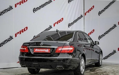 Mercedes-Benz E-Класс, 2012 год, 1 900 000 рублей, 7 фотография